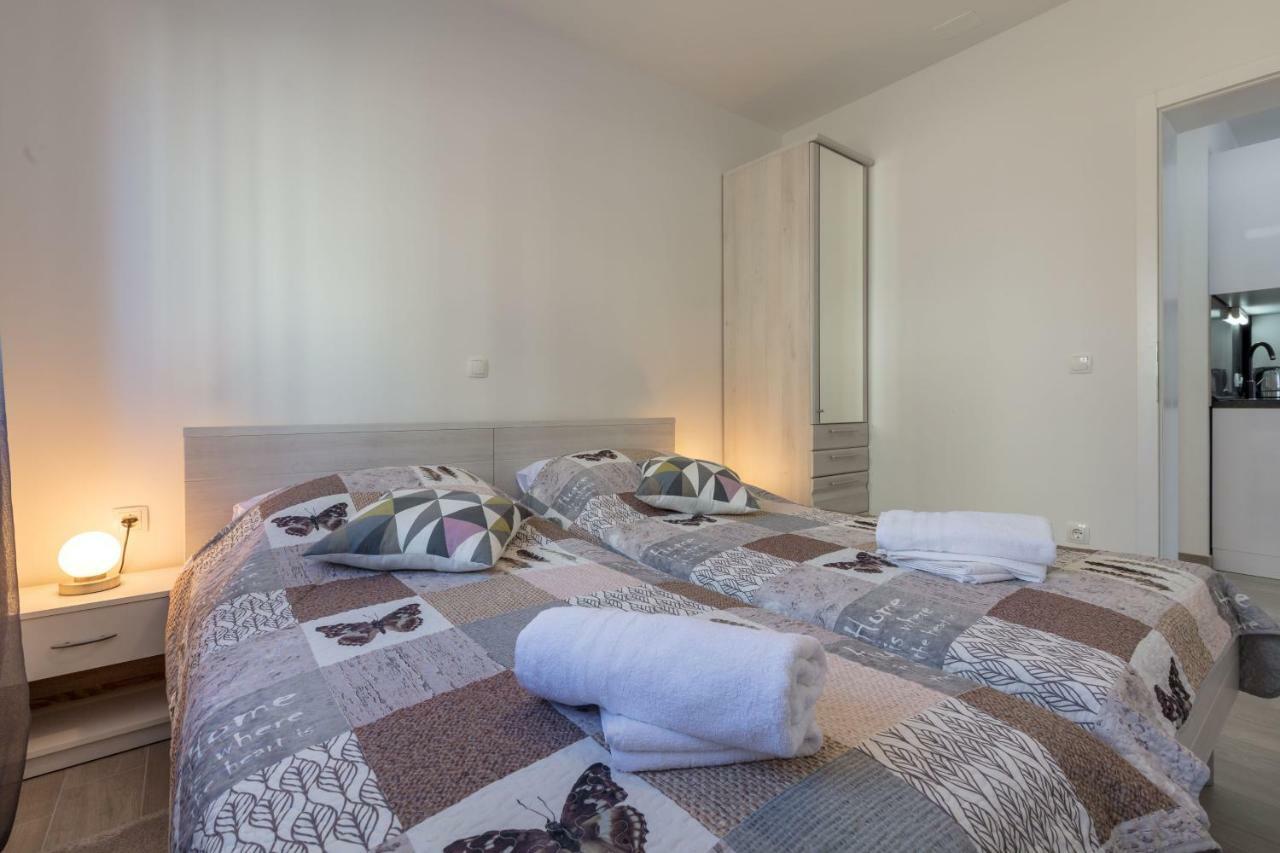 Apartments Rosemary Ražanj Екстериор снимка