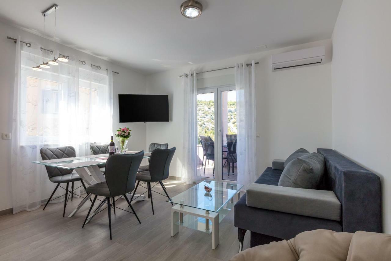 Apartments Rosemary Ražanj Екстериор снимка